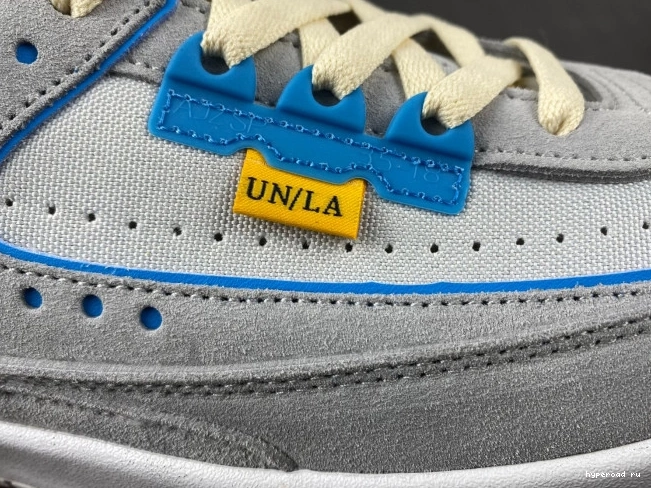 2 Grey DN3802-001 Jordan Retro Fog Union 0818